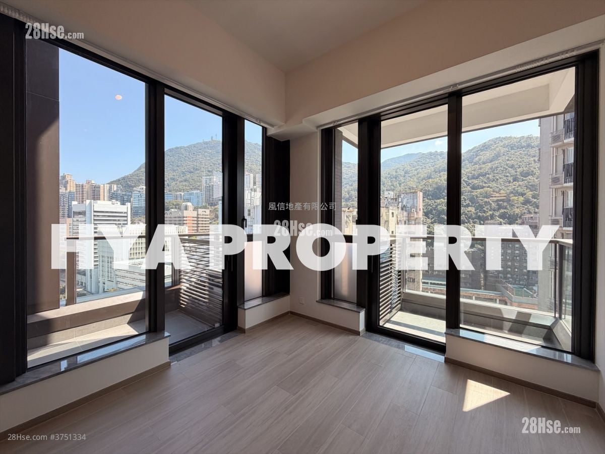 The Hilltop Rental 2 Bedrooms , 1 Bathroom 555 ft²