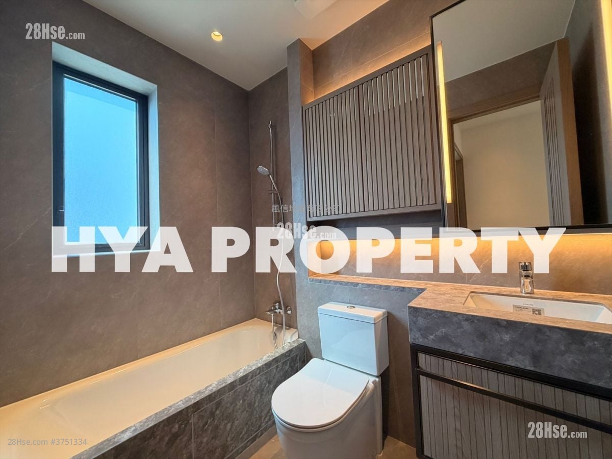 The Hilltop Rental 2 Bedrooms , 1 Bathroom 555 ft²