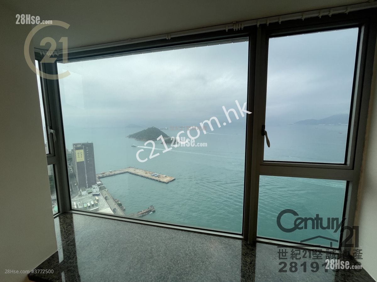 The Merton Sell 2 Bedrooms , 1 Bathroom 490 ft²