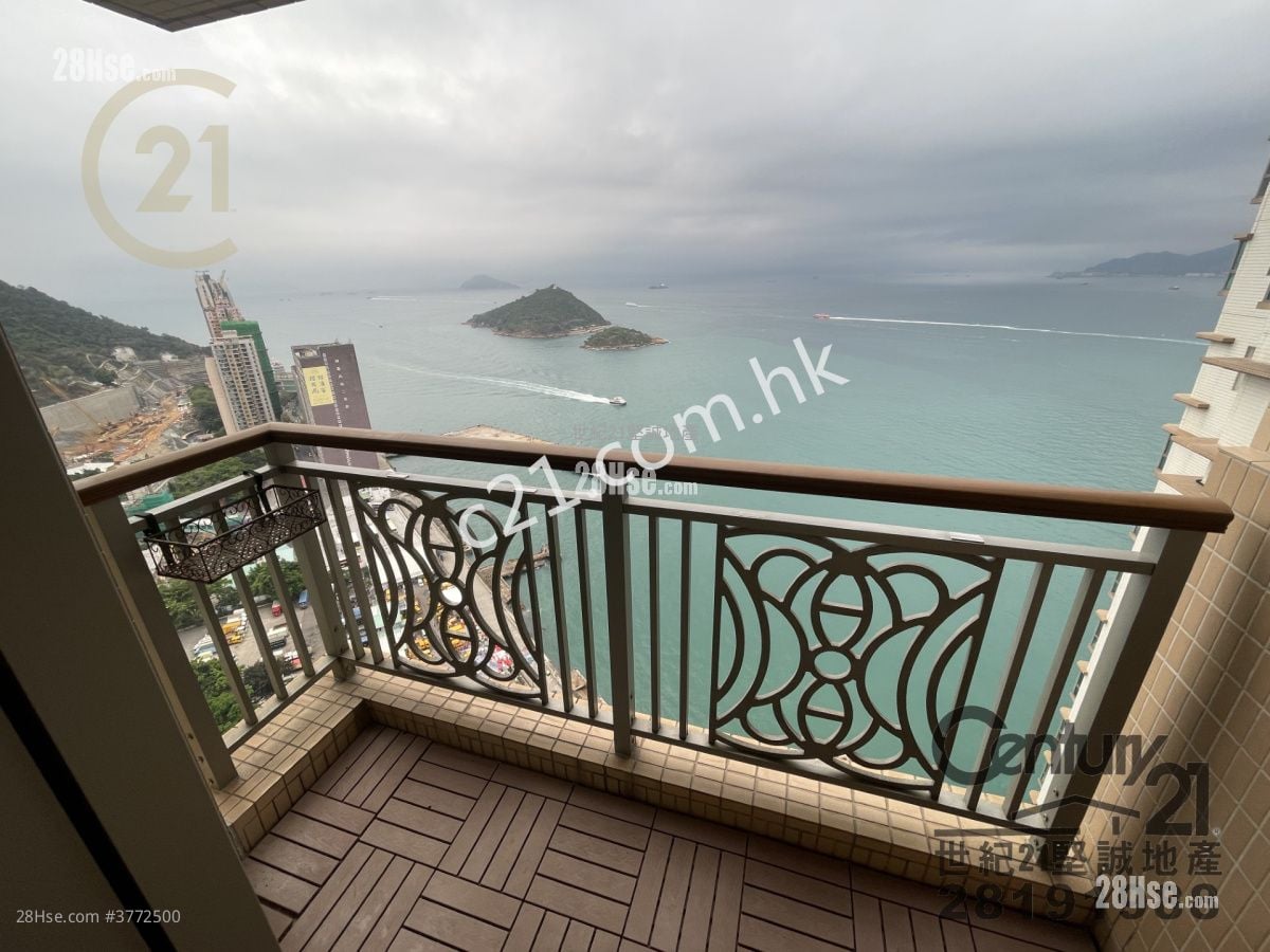 The Merton Sell 2 Bedrooms , 1 Bathroom 490 ft²