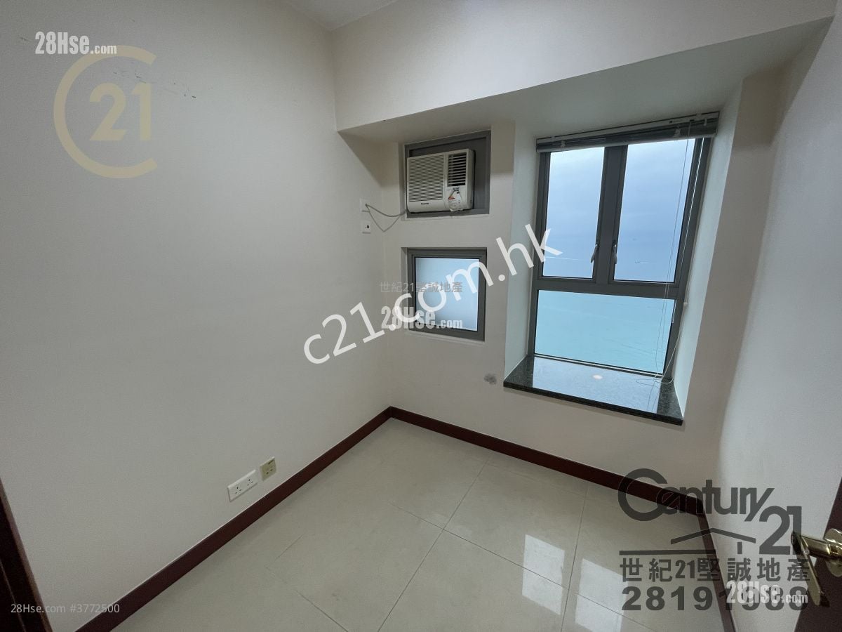 The Merton Sell 2 Bedrooms , 1 Bathroom 490 ft²