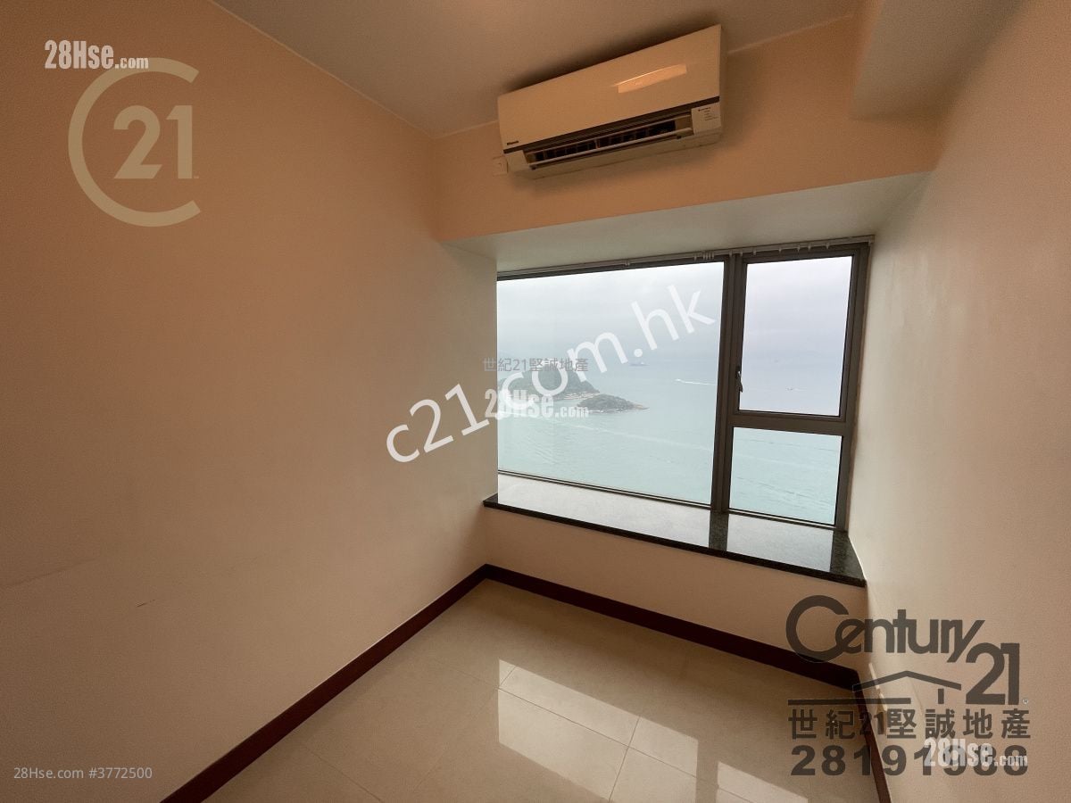 The Merton Sell 2 Bedrooms , 1 Bathroom 490 ft²