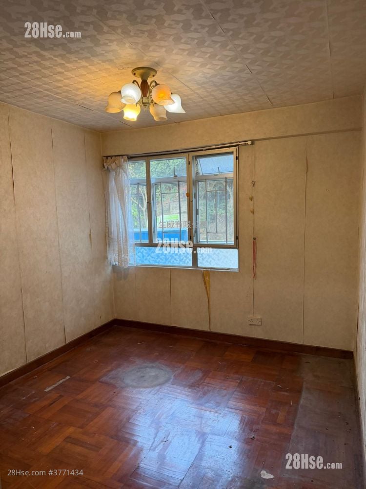 富安花园 售盘 3 房 , 1 浴室 589 平方尺