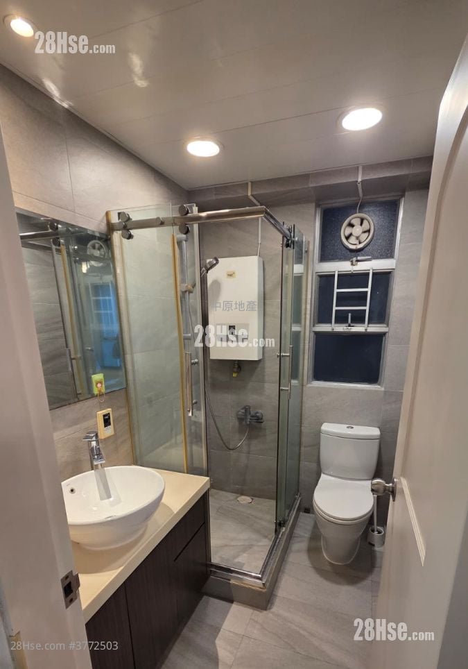 丽都花园 售盘 3 房 , 2 浴室 617 平方尺