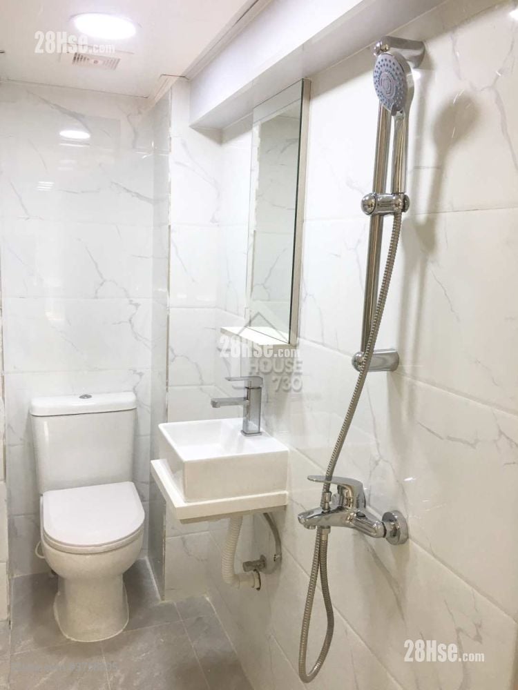 太古站/鰂鱼涌站3分钟到洋楼有电梯直到楼层(免佣) 租盘 1 房 , 1 浴室 180 平方尺