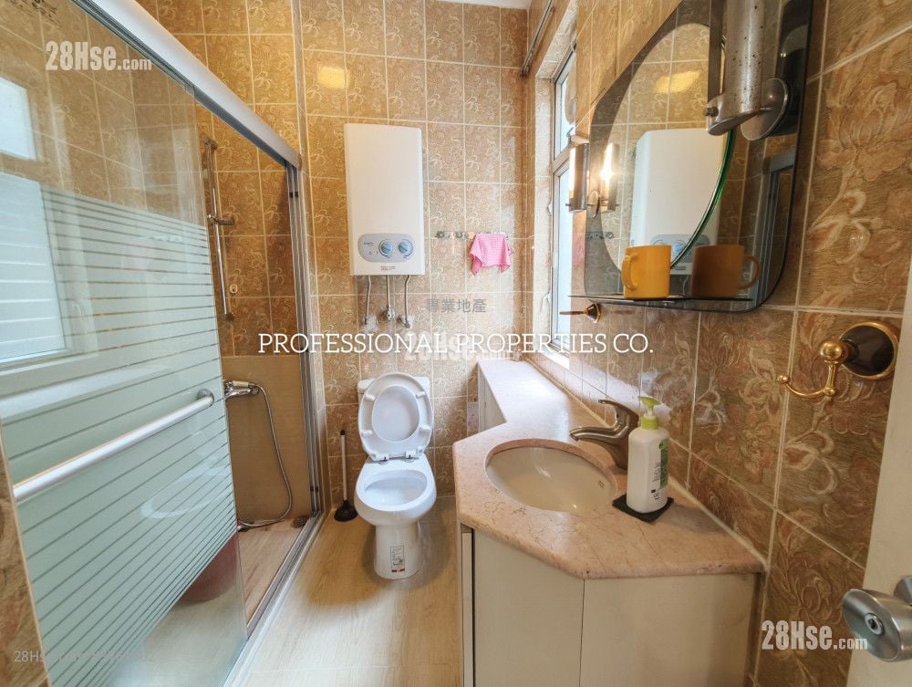 山村阁 售盘 3 房 , 2 浴室 834 平方尺