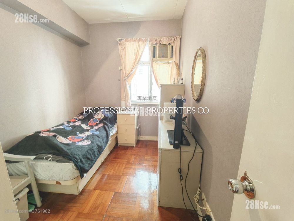 山村阁 售盘 3 房 , 2 浴室 834 平方尺