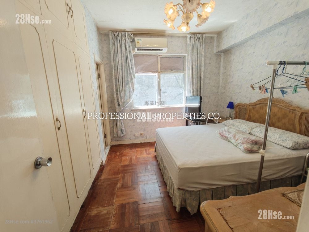 山村阁 售盘 3 房 , 2 浴室 834 平方尺