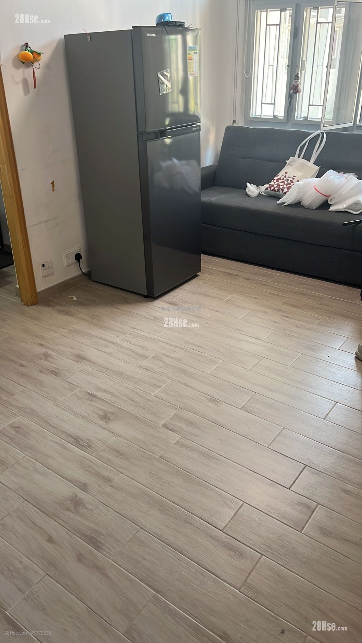 Yuet Chui Court Sell 2 Bedrooms , 1 Bathroom 407 ft²