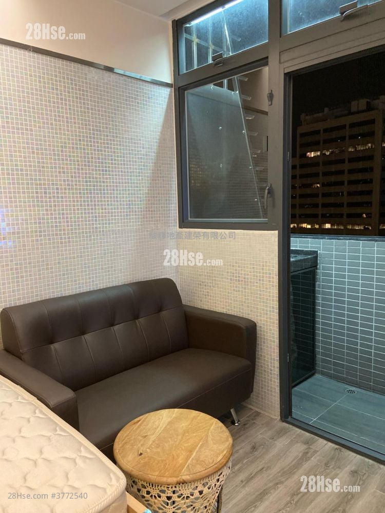 建煌华厦 售盘 4 房 , 4 浴室 703 平方尺