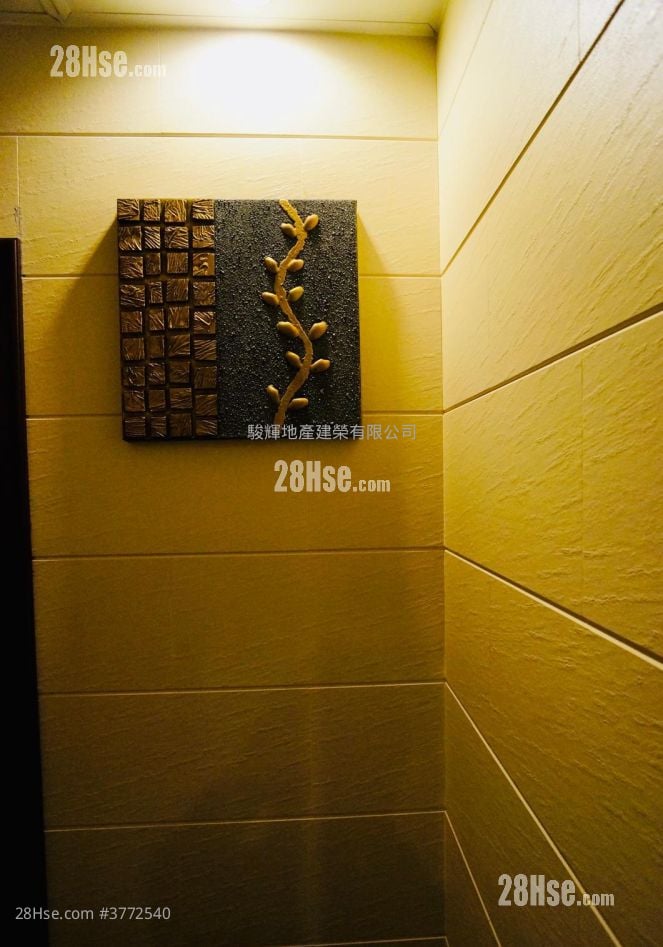 建煌华厦 售盘 4 房 , 4 浴室 703 平方尺