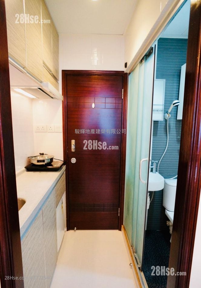 建煌华厦 售盘 4 房 , 4 浴室 703 平方尺