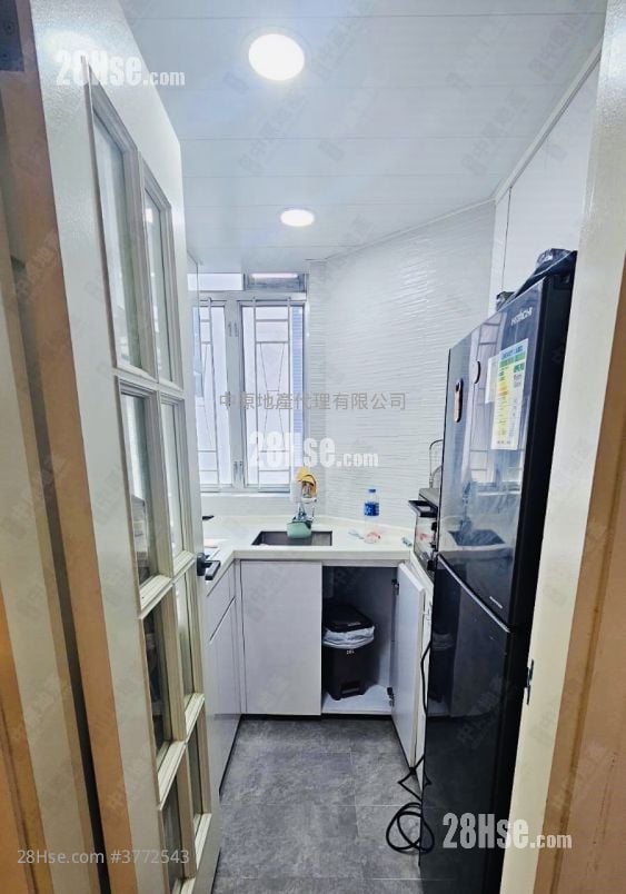 Discovery Park Sell 2 Bedrooms 477 ft²