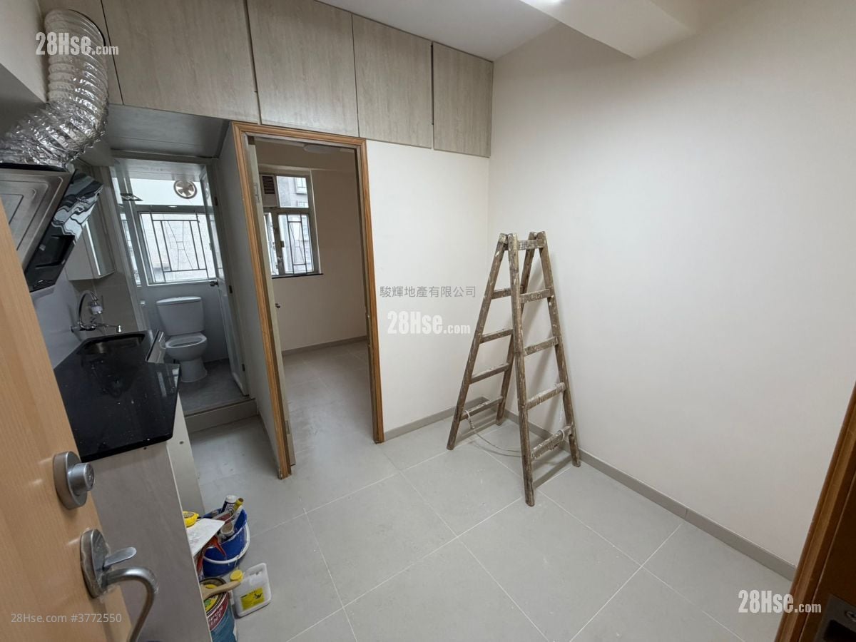 得如楼大厦 售盘 2 房 , 1 浴室 361 平方尺