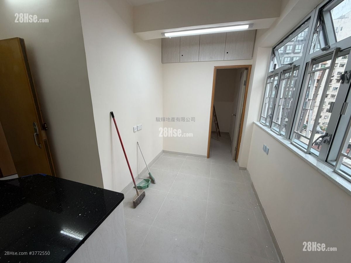 得如楼大厦 售盘 2 房 , 1 浴室 361 平方尺