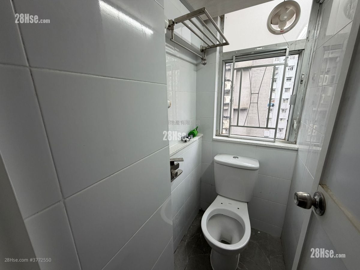 得如楼大厦 售盘 2 房 , 1 浴室 361 平方尺