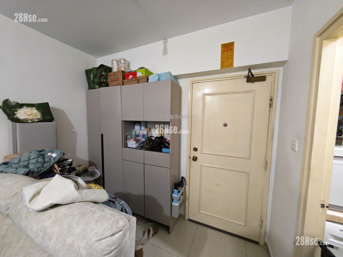 Flora Plaza Sell 2 Bedrooms , 1 Bathroom 370 ft²