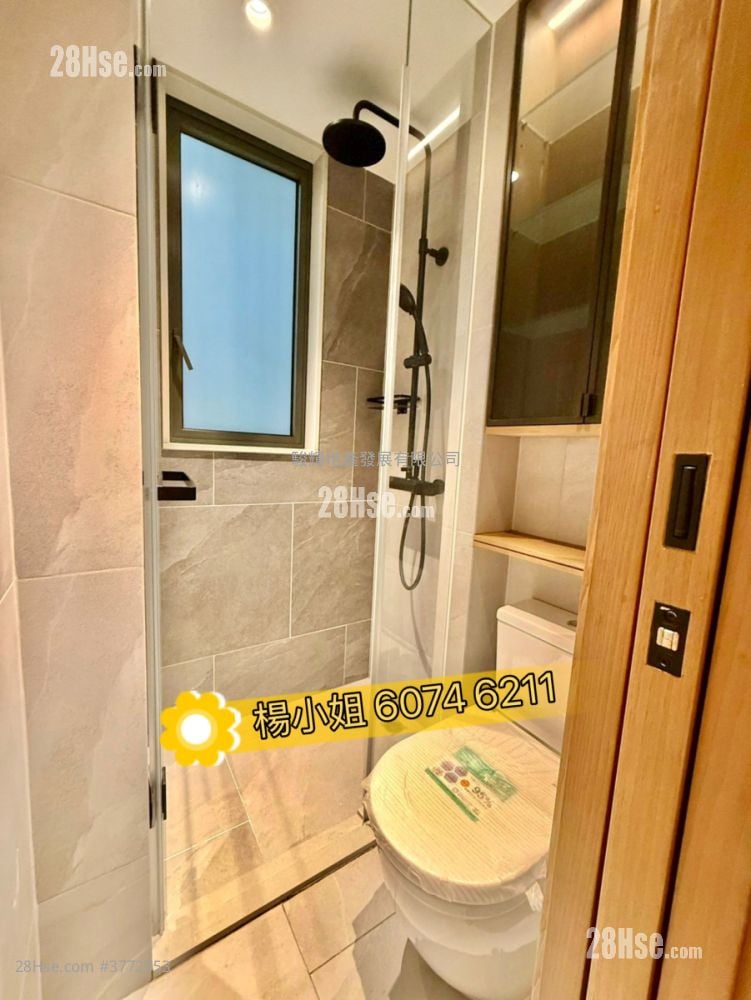 Uptify Sell Studio , 1 Bathroom 179 ft²