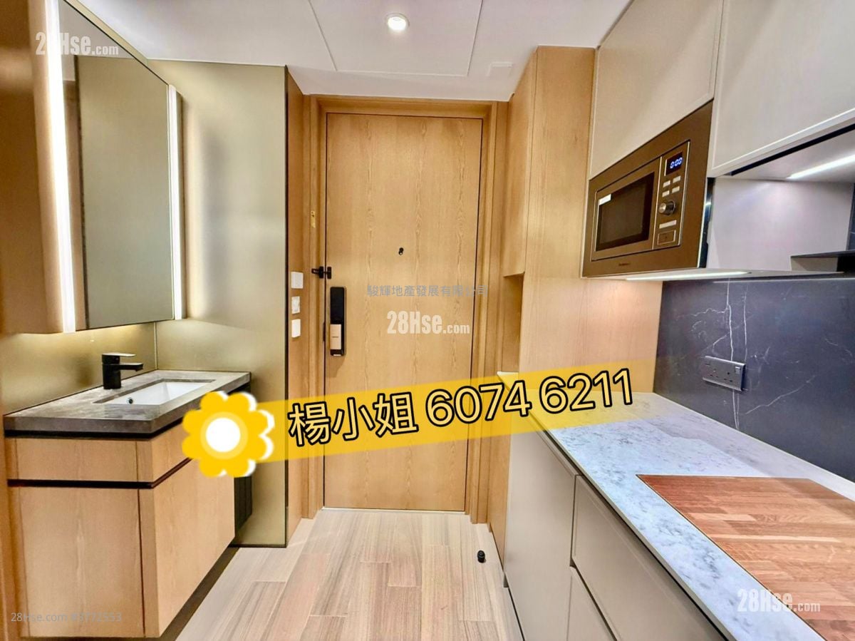 Uptify Sell Studio , 1 Bathroom 179 ft²