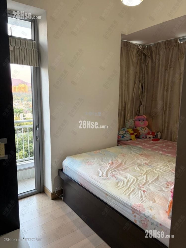 The Reach Sell 2 Bedrooms 423 ft²