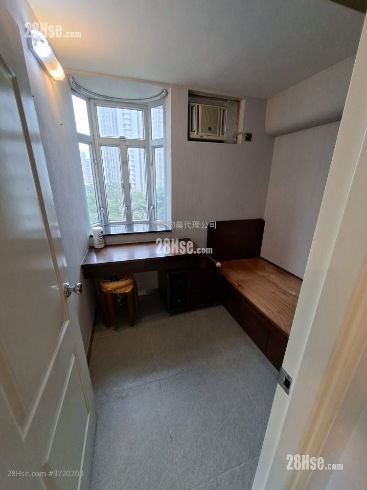 天马苑 售盘 2 房 415 平方尺