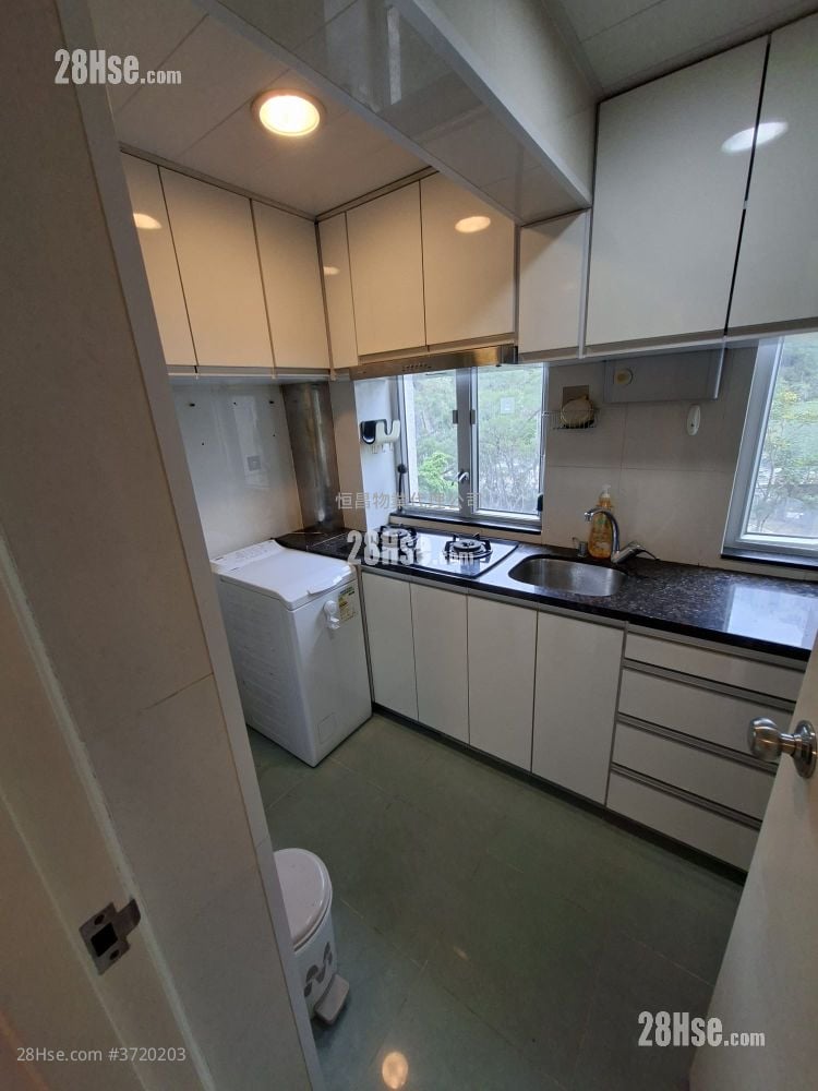 天马苑 售盘 2 房 415 平方尺