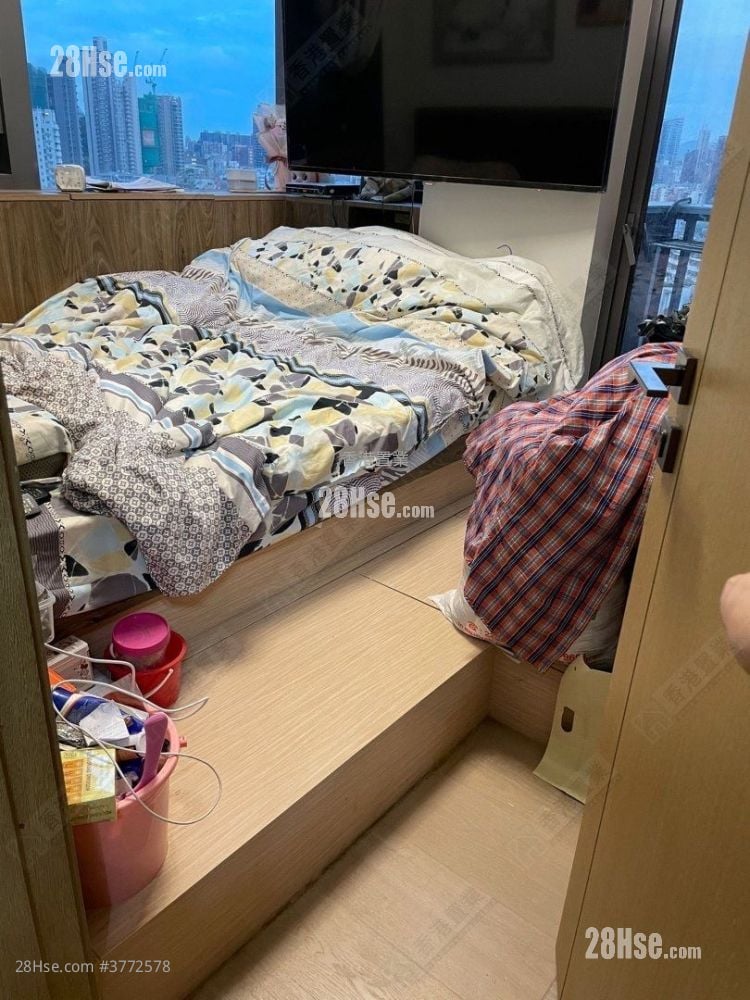 Phase 1B Of The Campton Sell 1 Bedroom , 1 Bathroom 386 ft²