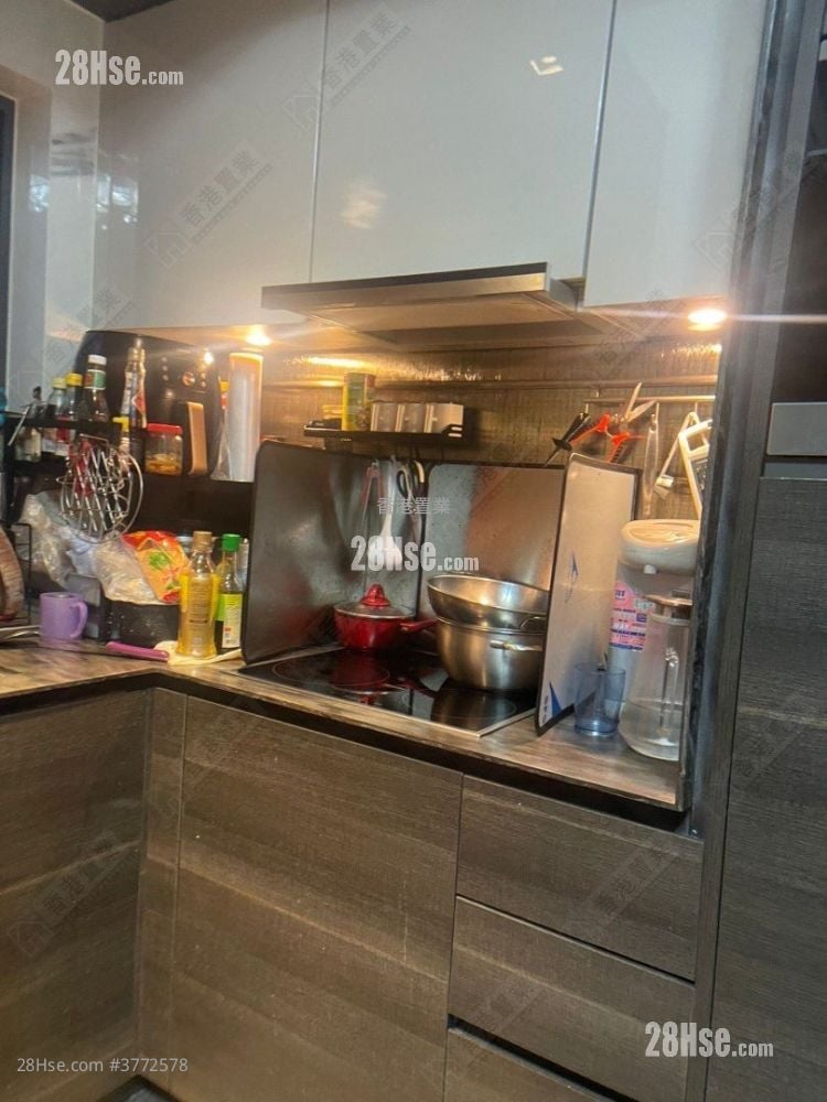 Phase 1B Of The Campton Sell 1 Bedroom , 1 Bathroom 386 ft²