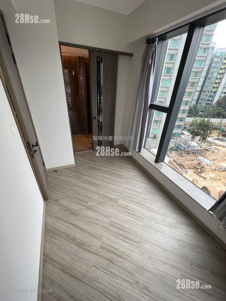 Park Reach Sell 1 Bedroom , 1 Bathroom 310 ft²