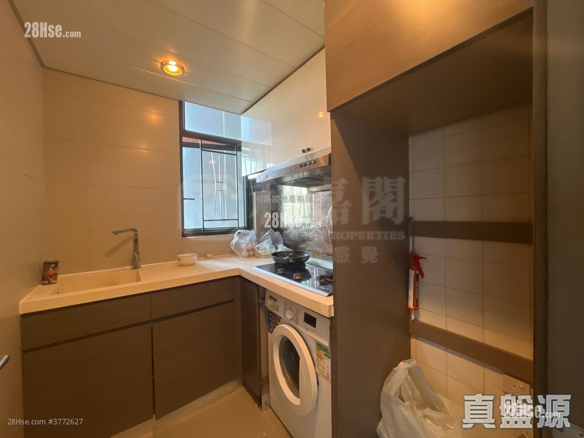 御景峰 售盘 2 房 464 平方尺