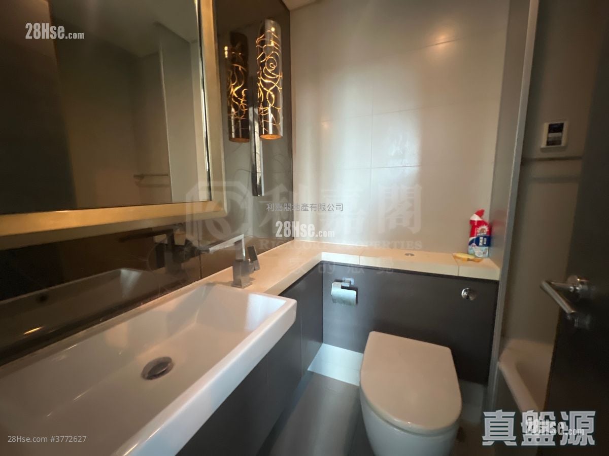 御景峰 售盘 2 房 464 平方尺