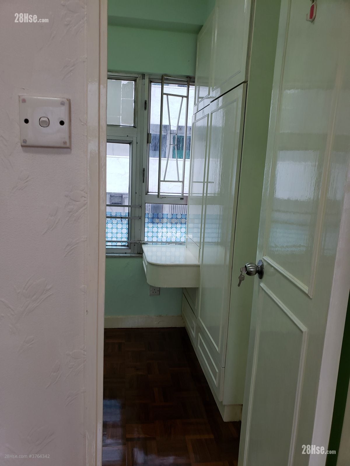 Hayon Building Rental