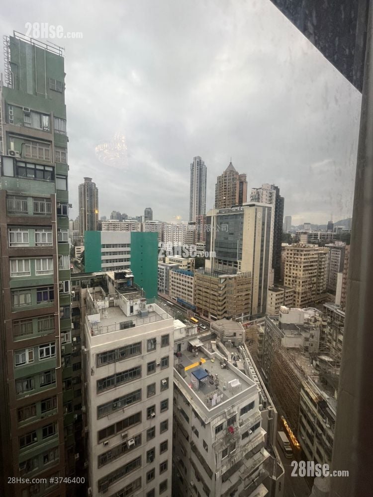 Wing Ying Mansion Sell 3 Bedrooms , 2 Bathrooms 996 ft²