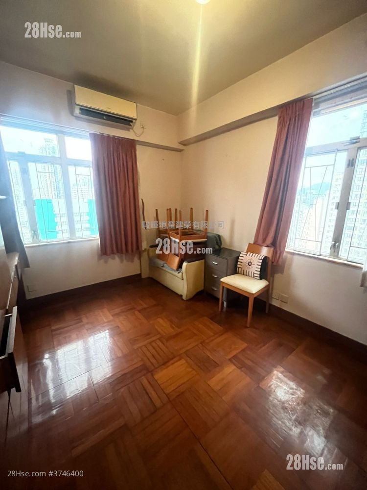 Wing Ying Mansion Sell 3 Bedrooms , 2 Bathrooms 996 ft²