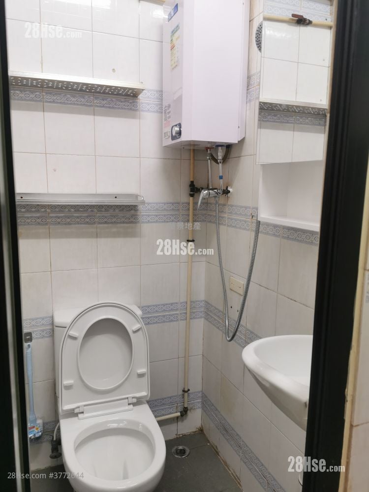 友成大楼 租盘 开放式间隔 , 1 浴室 160 平方尺