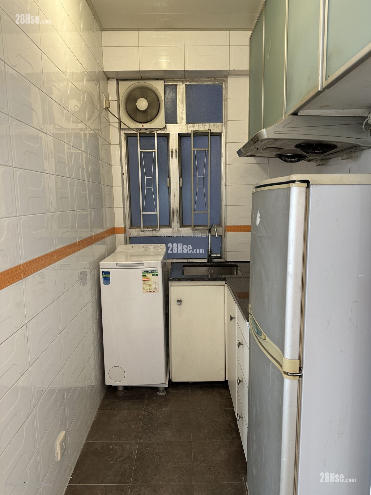 立兴大厦 售盘 1 房 , 1 浴室 281 平方尺