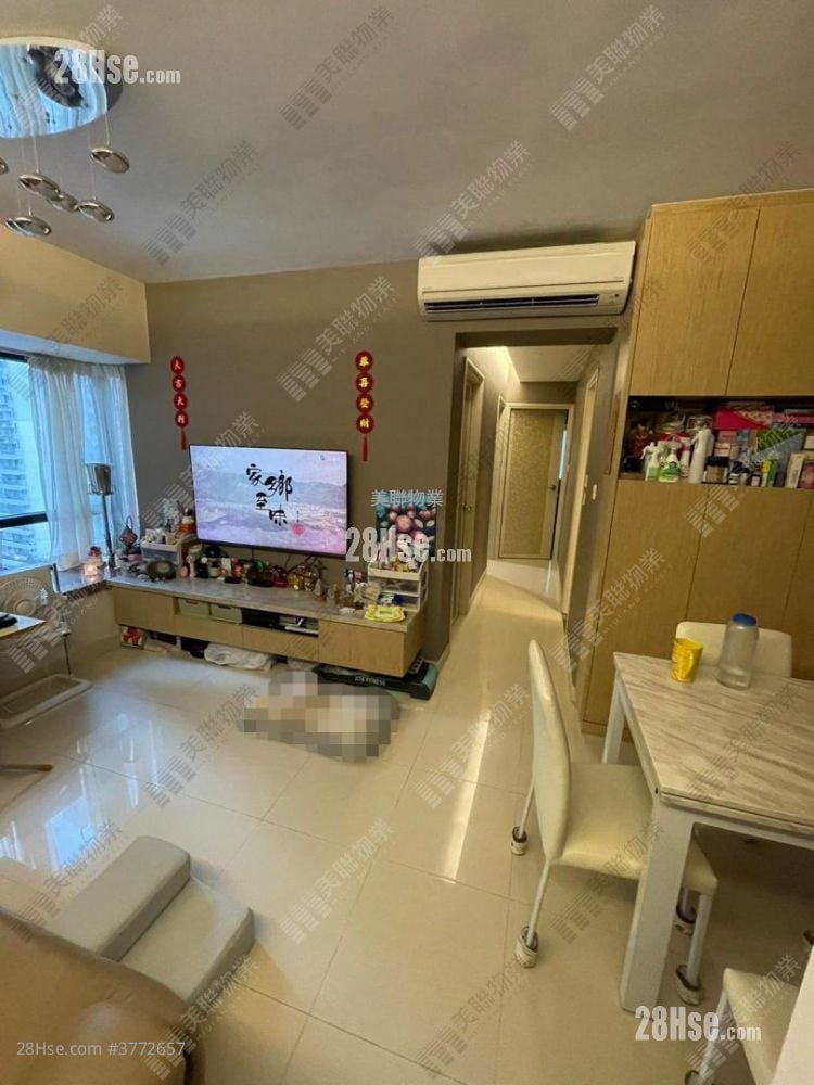 The Metro City Sell 3 Bedrooms , 2 Bathrooms 626 ft²