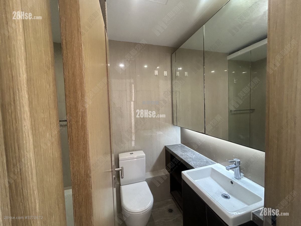 尚悦 售盘 3 房 , 2 浴室 743 平方尺