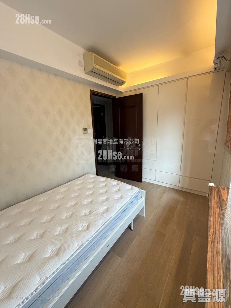 The Palace Sell 4 Bedrooms , 4 Bathrooms 1,816 ft²