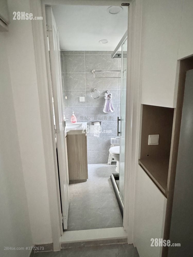 Kai Chuen Court Sell 1 Bedroom , 1 Bathroom 283 ft²