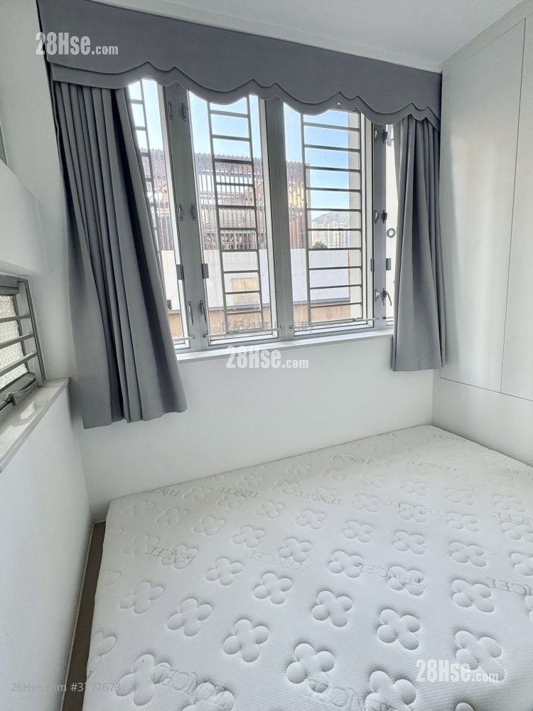 Kai Chuen Court Sell 1 Bedroom , 1 Bathroom 283 ft²