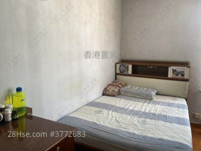 Harbour Heights Sell 3 Bedrooms , 2 Bathrooms 817 ft²