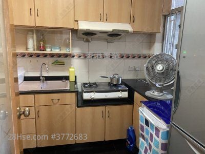 Harbour Heights Sell 3 Bedrooms , 2 Bathrooms 817 ft²