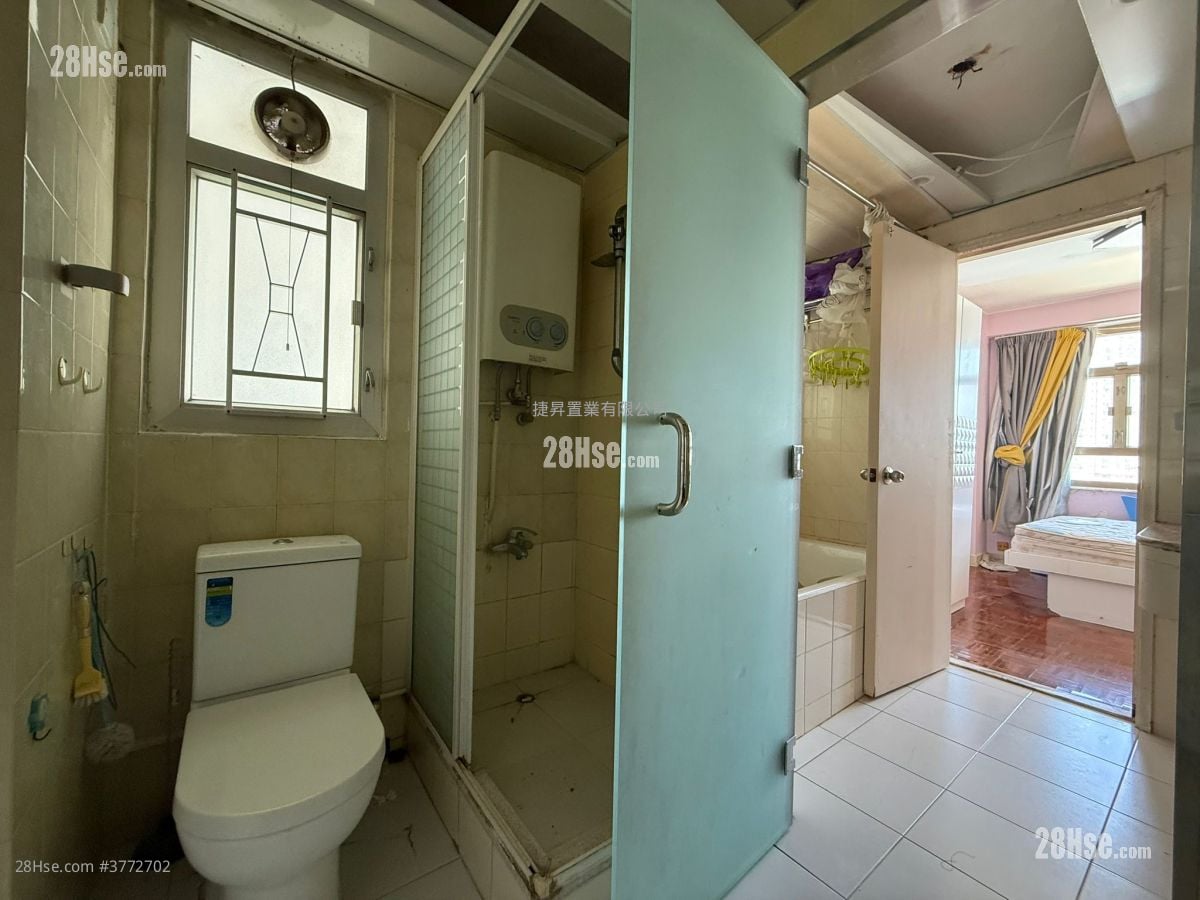 黄埔花园 售盘 4 房 , 2 浴室 761 平方尺