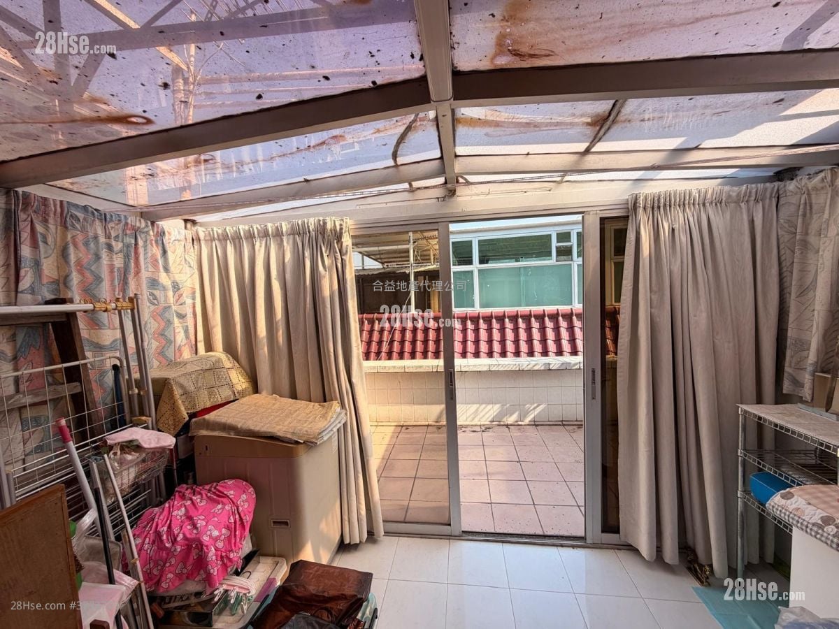 蚝涌村 售盘 1 房 , 1 浴室 350 平方尺
