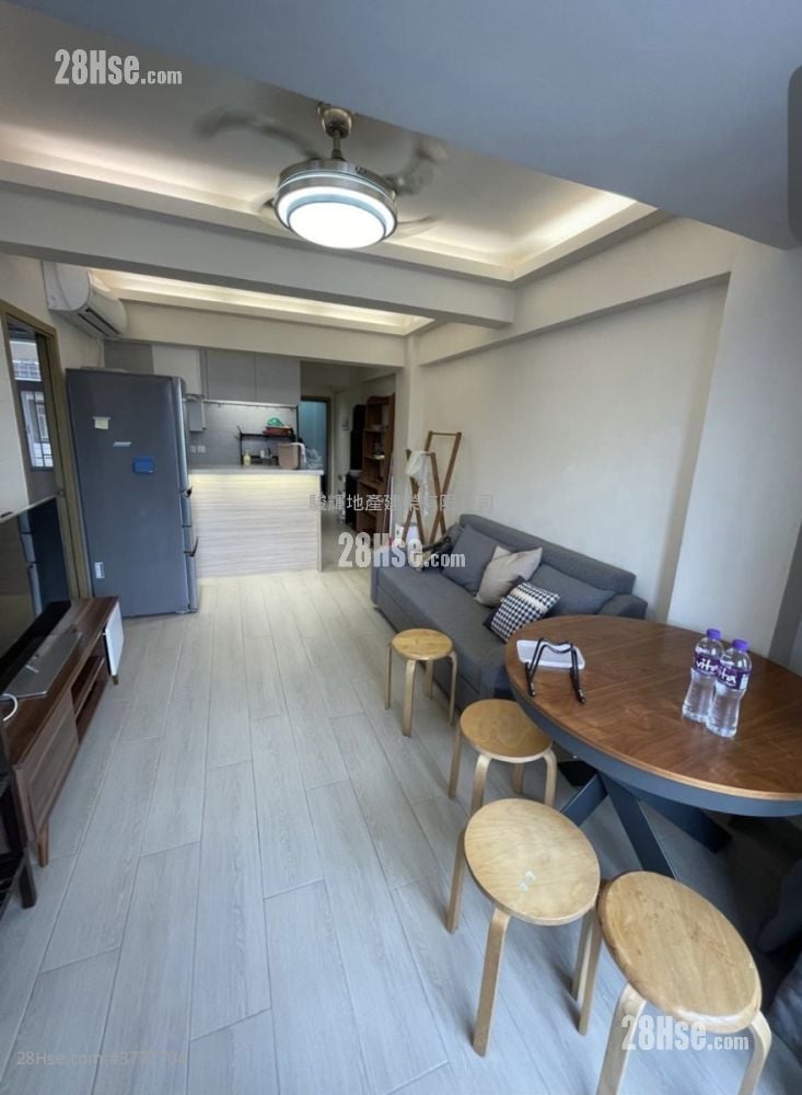 Wang On Building Sell 3 Bedrooms , 1 Bathroom 561 ft²