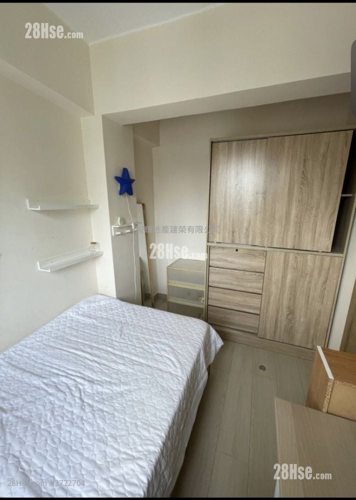 Wang On Building Sell 3 Bedrooms , 1 Bathroom 561 ft²