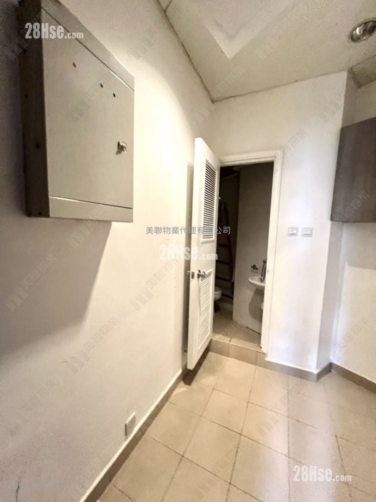 毕架山一号 售盘 3 房 1,058 平方尺