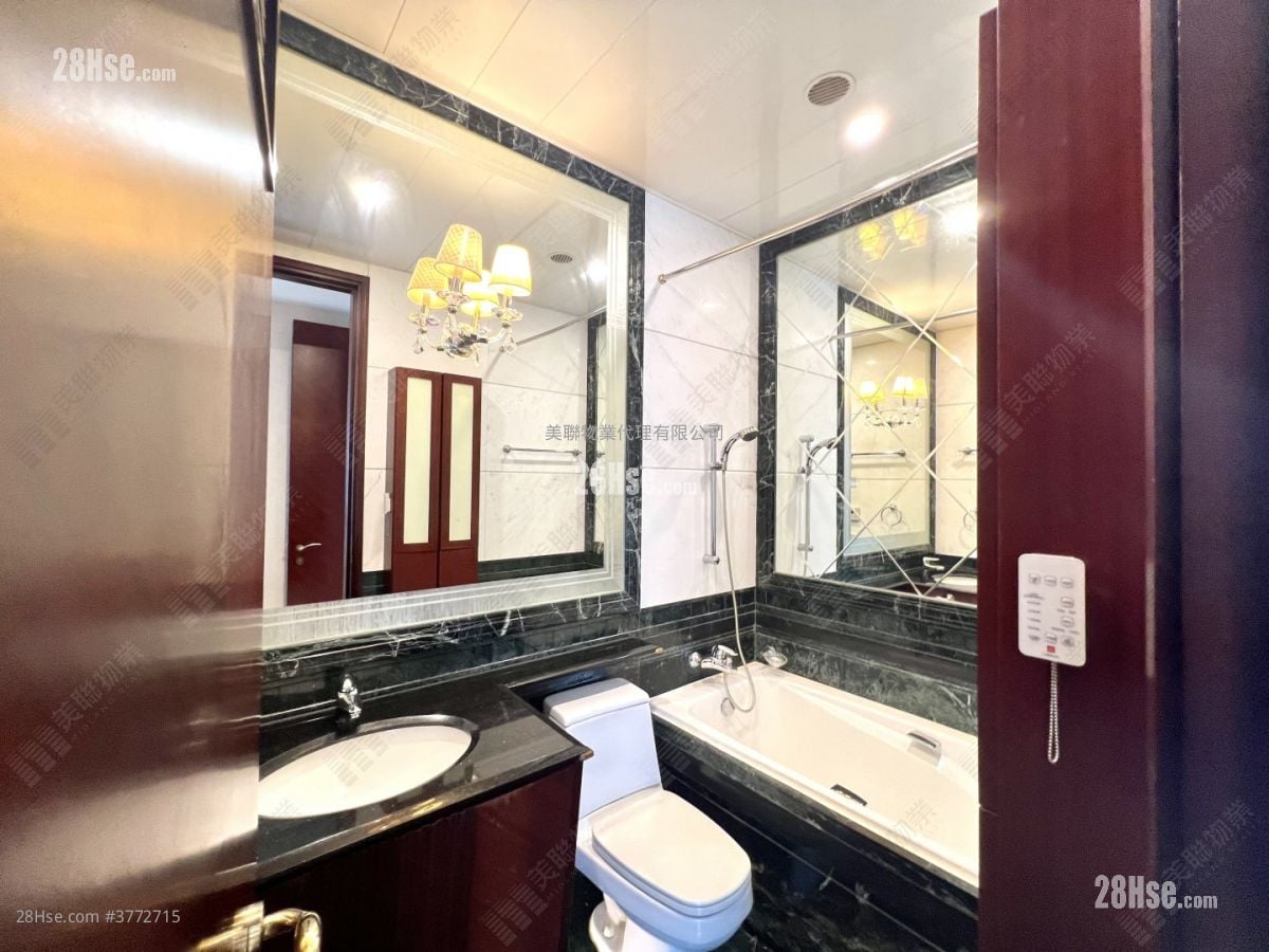 毕架山一号 售盘 3 房 1,058 平方尺