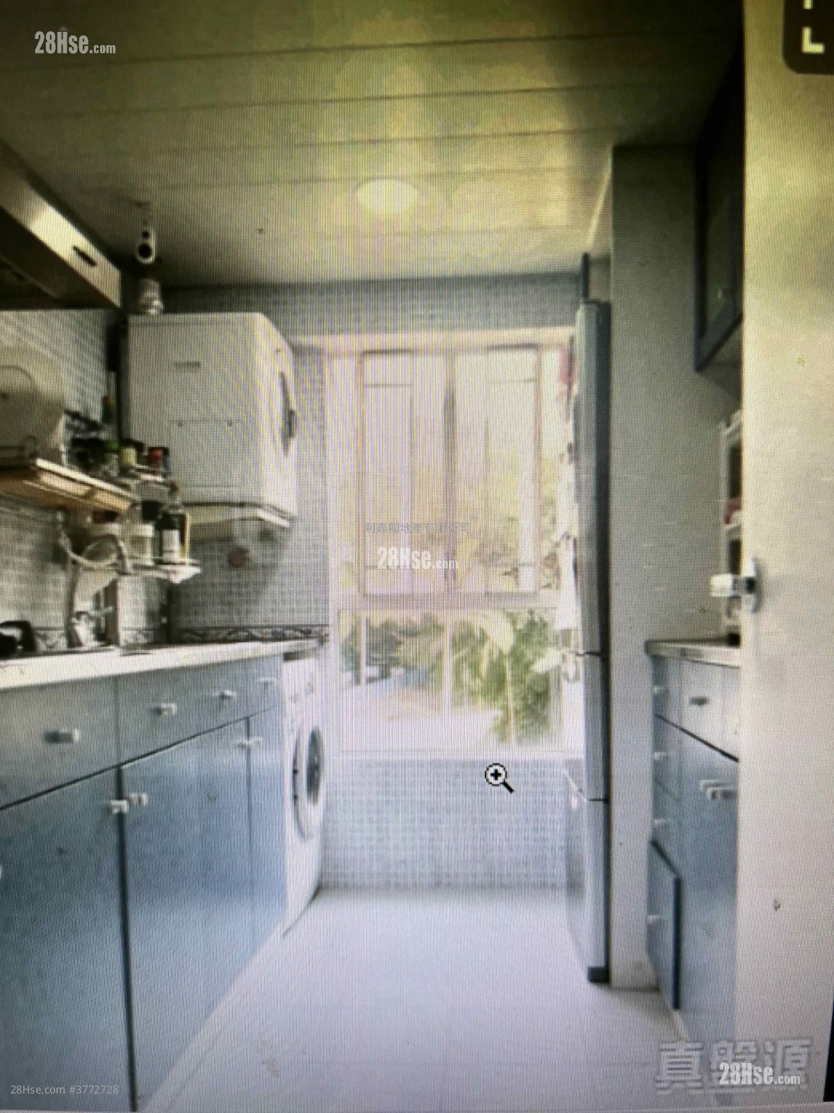 Pacific Palisades Sell 3 Bedrooms , 2 Bathrooms 845 ft²